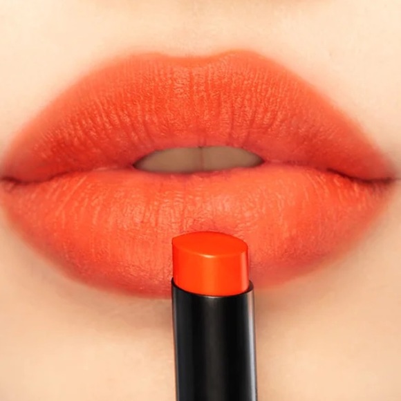 MAC Cosmetics Other - MAC🫦 HOT PAPRIKA/POWDER KISS VELVET BLUR SLIM STICK. RETAIL $28.